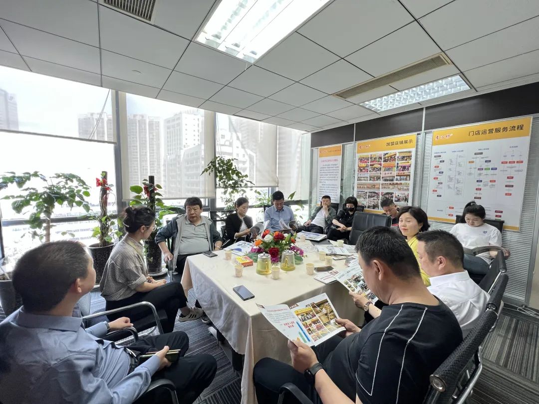 新手开一家中老年用品店怎么找货源？有哪些渠道？（加盟孝心坊<sup>®</sup>中老年用品店，提供货源渠道）