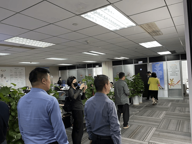 西安市莲湖区、卫健局领导莅临孝心坊<sup>®</sup>考察调研